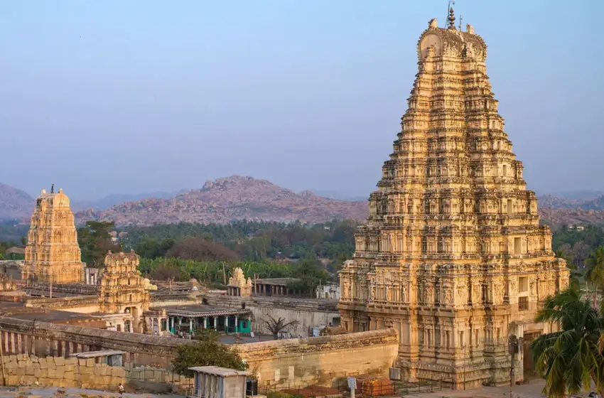 Virupaksha temple hampi towering gopuram view