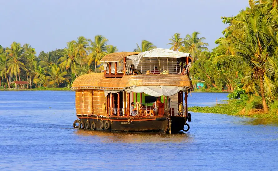Romantic Holidays In Kerala