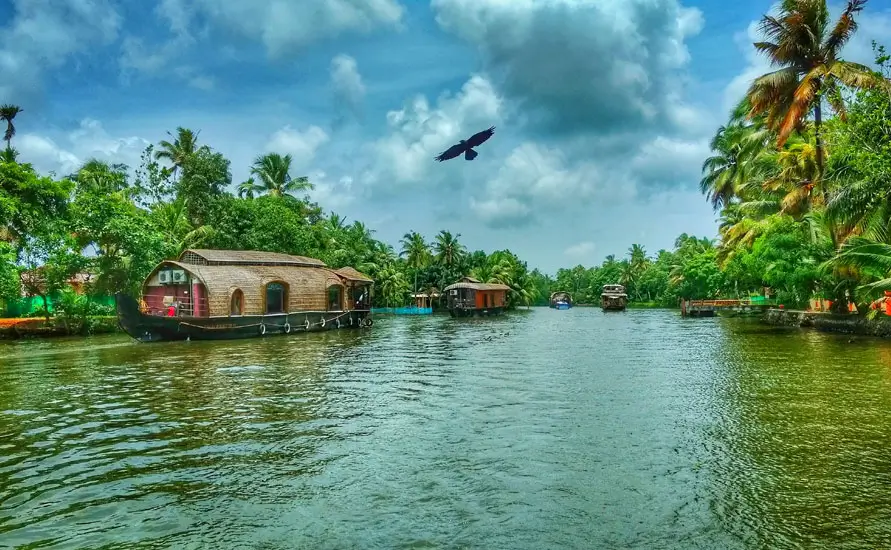 Golden Triangle Tour with Kerala Backwaters